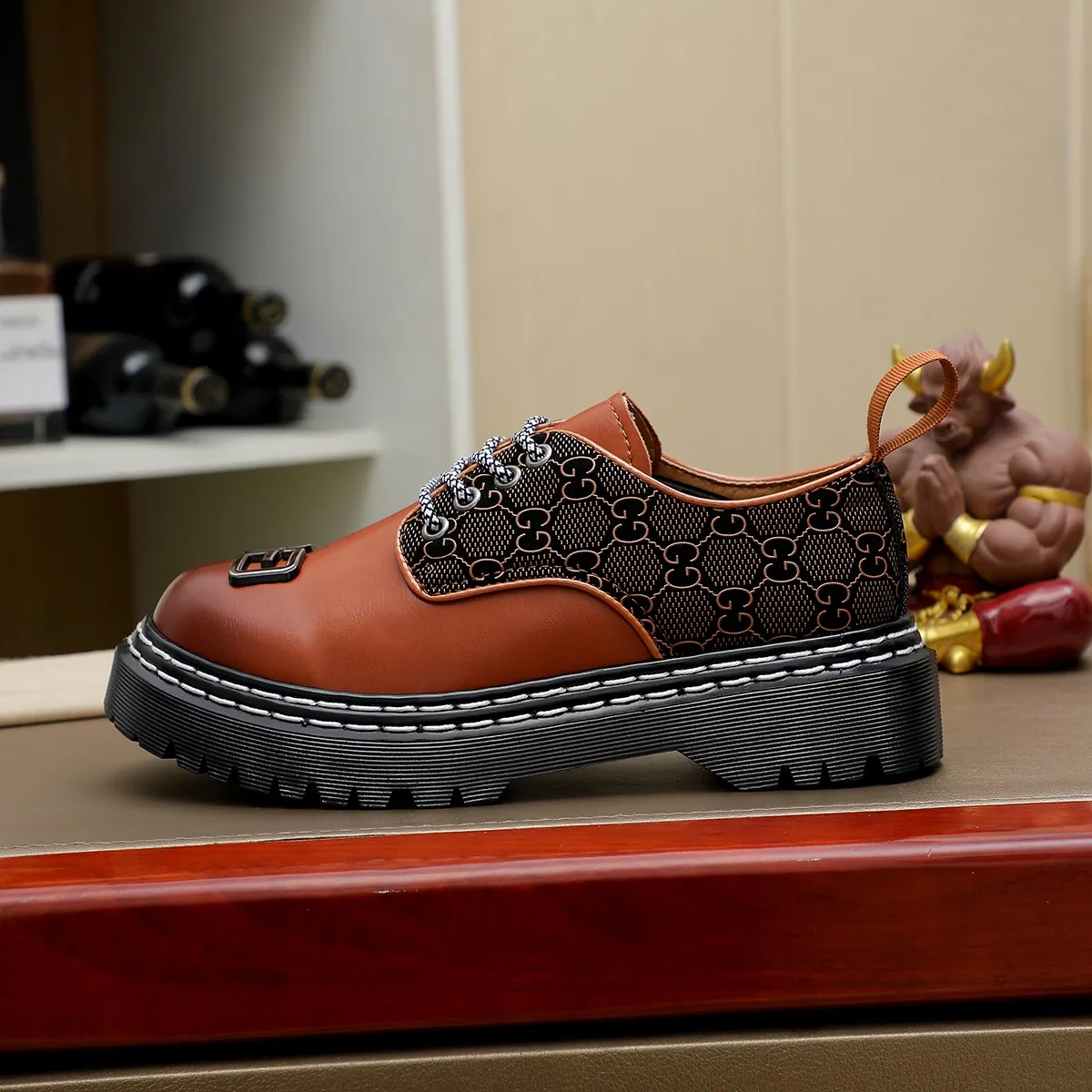 Men's shoes 💰420 💰💰🎩🎩[GUCCI] Counter 1:1⬆️original reproduction, absolute quality🆗original outsole, high-quality imported rubber, wear-resistant and non-slip, never degummed, upper material: imported first-layer cowhide➕anti-slip rubber outsole, official website material, lining material: water-dyed 🐂 leather lining, 2 colors optional! Code number 38-44 (45. Customized) 0